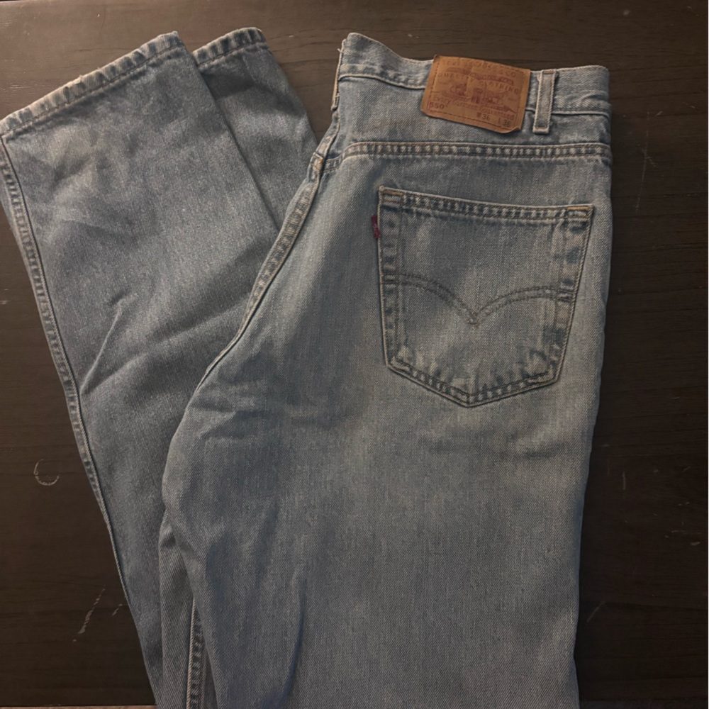 Levi’s 550